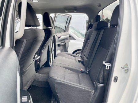 2021 Toyota Hilux - photo 25