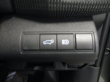 2023 Subaru Solterra - photo 19