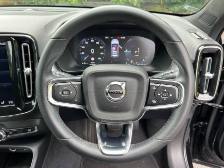 2023 Volvo XC40 - photo 4