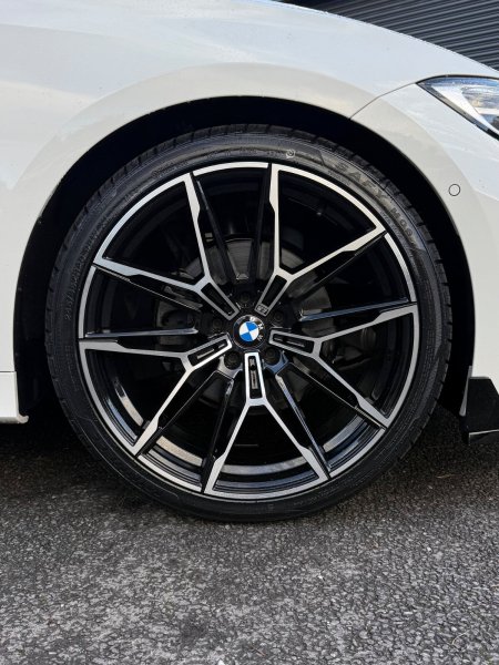 2021 BMW 3-Series - photo 9