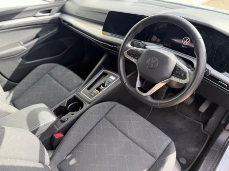 2023 Volkswagen Golf - photo 8
