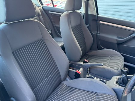 2007 Volkswagen Golf - photo 9