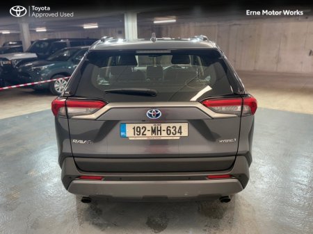 2019 Toyota RAV4 - photo 4