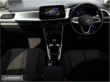 2023 Volkswagen T-Roc - photo 2