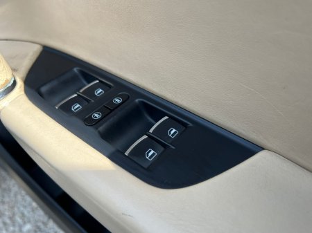 2018 Volkswagen Touareg - photo 19