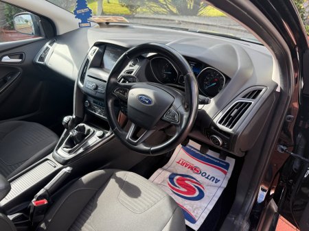 2016 Ford Focus - photo 15