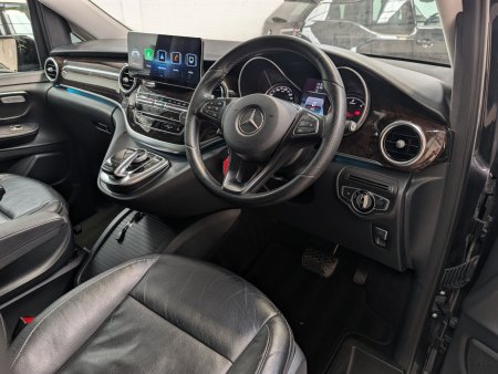 2017 Mercedes-Benz V-Class - photo 17