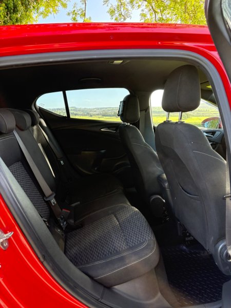 2016 Vauxhall Astra - photo 10