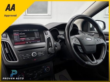 2015 Ford Focus - photo 8