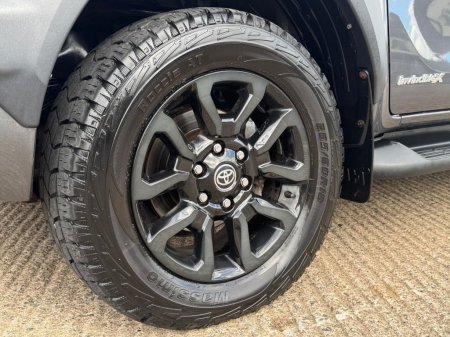 2021 Toyota Hilux - photo 8