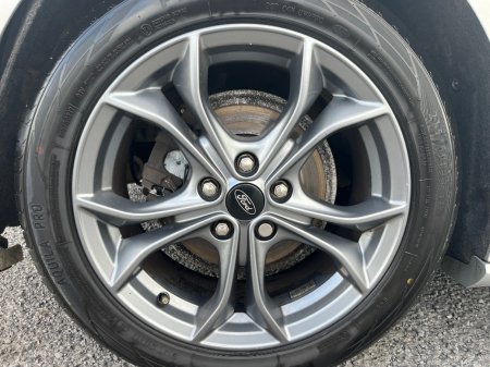 2020 Ford Focus - photo 5
