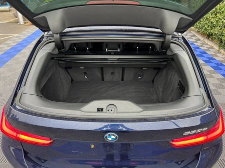 2022 BMW 3-Series - photo 14