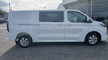 2025 Ford Transit Custom - photo 19