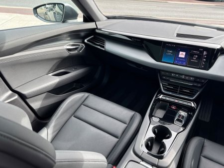2024 Audi e-tron GT - photo 16