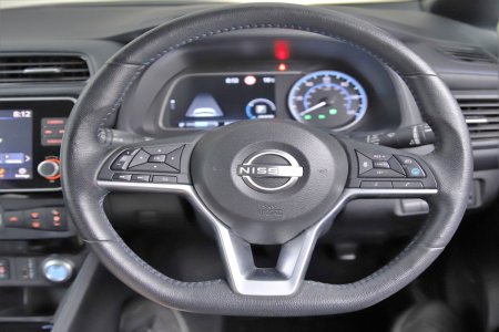 2022 Nissan Leaf - photo 17