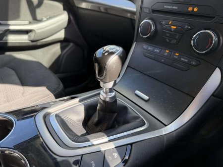 2017 Ford Galaxy - photo 8