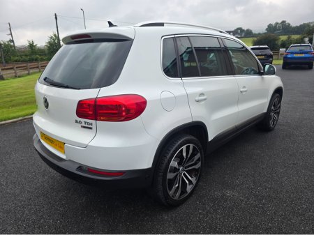 2016 Volkswagen Tiguan - photo 2