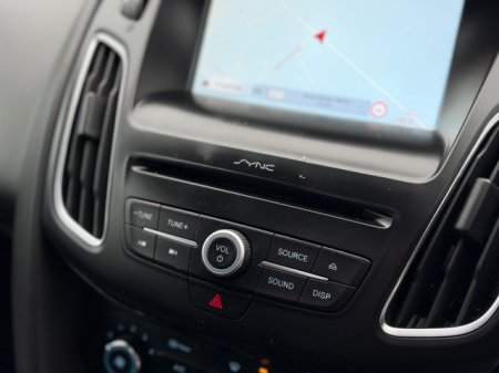 2017 Ford Focus - photo 15