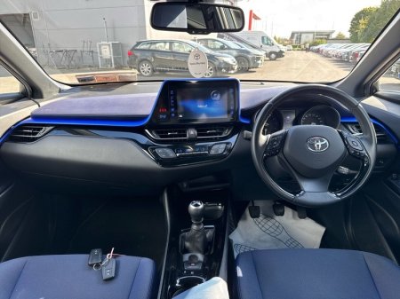 2017 Toyota C-HR - photo 8