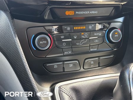 2020 Ford Transit Connect - photo 18