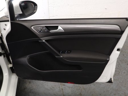 2018 Volkswagen Golf - photo 22