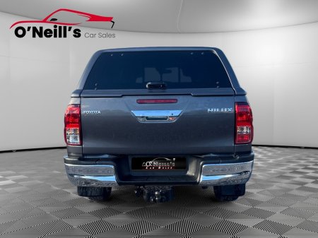 2020 Toyota Hilux - photo 3