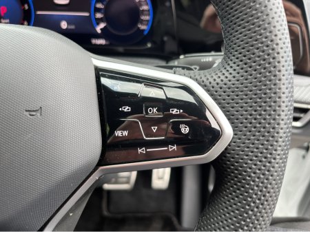 2024 Volkswagen Golf - photo 23