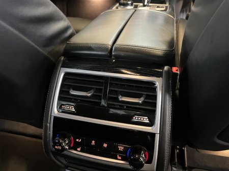2021 BMW 7-Series - photo 22