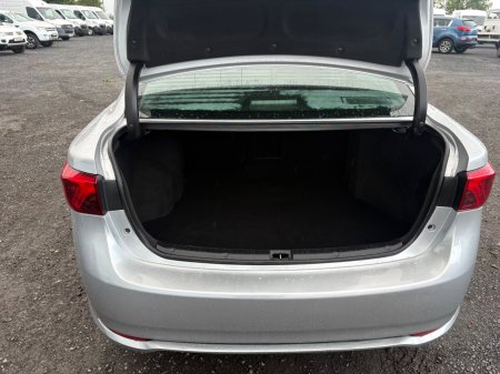 2015 Toyota Avensis - photo 10
