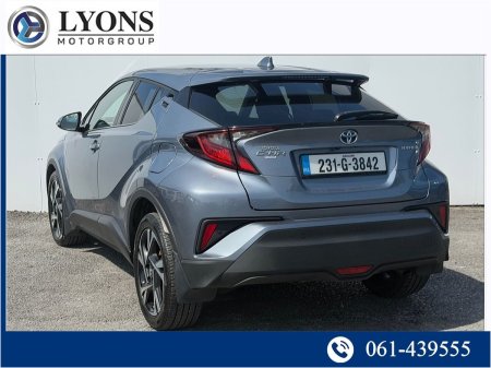 2023 Toyota C-HR - photo 2