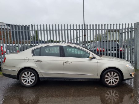 2010 Volkswagen Passat - photo 5