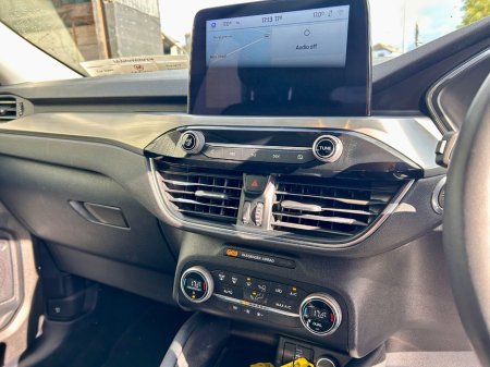 2020 Ford Kuga - photo 11