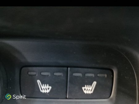 2025 Volvo XC40 - photo 14