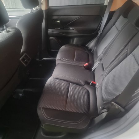2020 Mitsubishi Outlander - photo 17