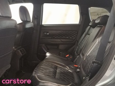 2020 Mitsubishi Outlander - photo 10