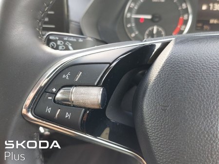 2022 Skoda Octavia - photo 29