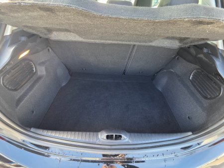 2016 Peugeot 208 - photo 11