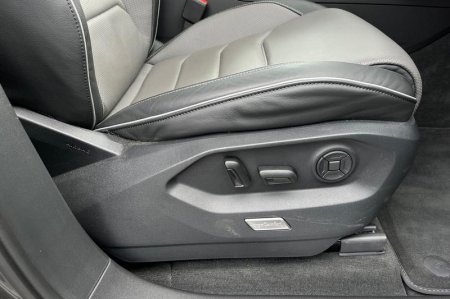 2026 Volkswagen Touareg - photo 28