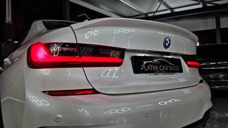 2021 BMW 3-Series - photo 12