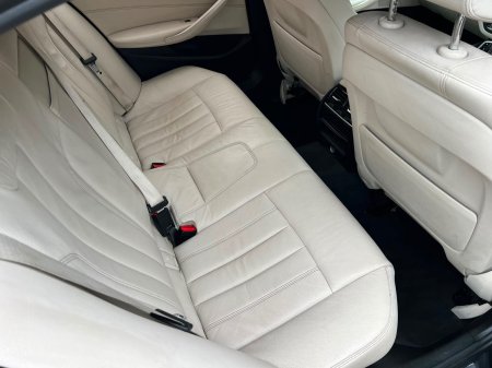 2017 BMW 5-Series - photo 7