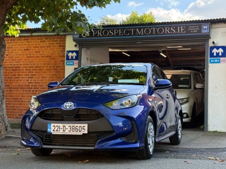 2022 Toyota Yaris Yaris Hybrid Luna