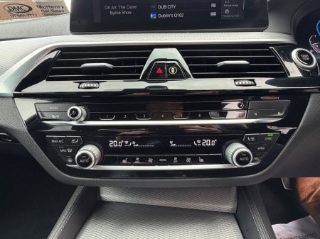 2020 BMW 5-Series - photo 24