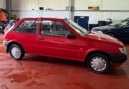 1994 Ford Fiesta - photo 16