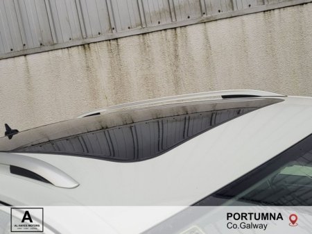 2023 Volkswagen Tiguan - photo 2