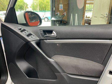 2013 Volkswagen Tiguan - photo 14