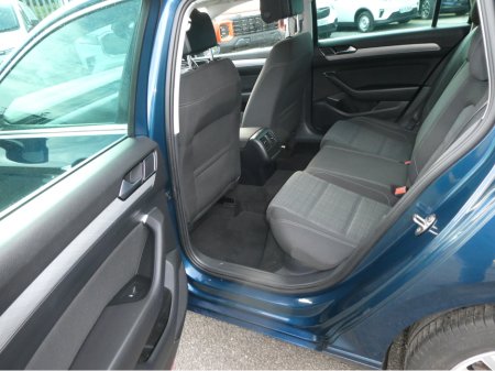2021 Volkswagen Passat - photo 15