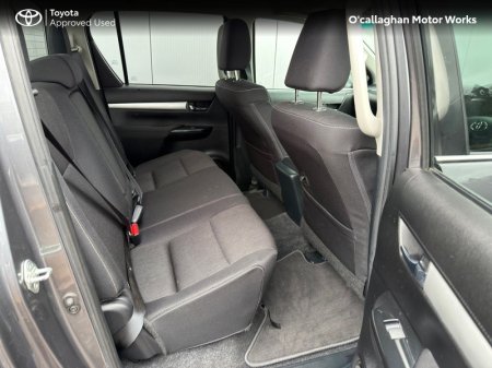 2024 Toyota Hilux - photo 6