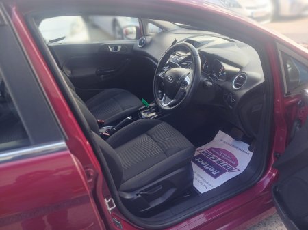 2014 Ford Fiesta - photo 5
