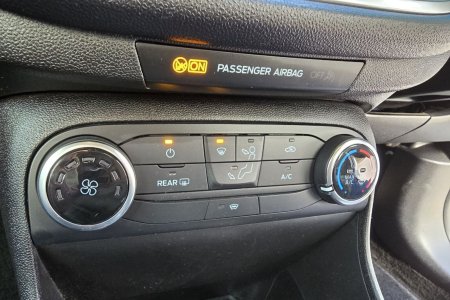 2018 Ford Fiesta - photo 15