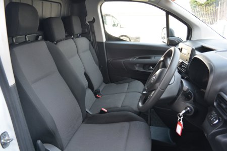 2021 Opel Combo - photo 5